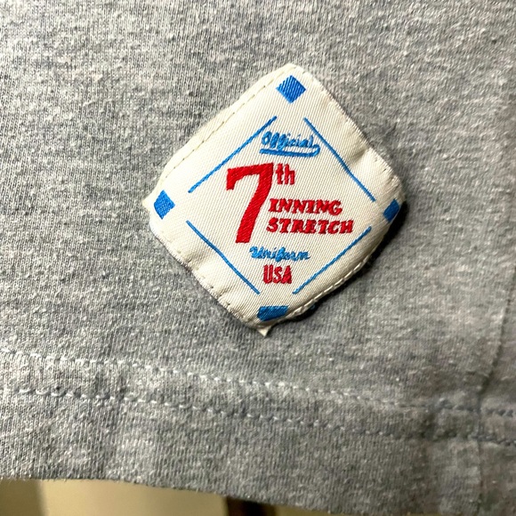 7th inning stretch brand T shirt. Size Medium (fits true to size) - Picture 2 of 4